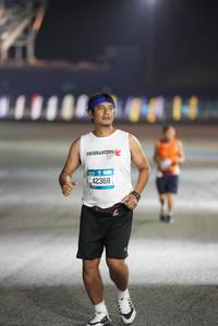 BIB: 42368
                            <button type="button" onclick="openModal(19602652)" class="btn btn-primary btn-sm float-right btn-popup" data-toggle="modal" data-target=".modal-high-quality">
                        <i class="fas fa-shopping-cart"></i> Add to Cart
                    </button>
                                            <button type="button" onclick="isThisMe(19602652, true)" class="btn btn-success btn-sm float-right btn-popup btn-isme hidden" data-toggle="tooltip" data-placement="bottom" title="นี่คือรูปของคุณใช่ไหม คลิกที่นี่เพื่อเอาเข้าอัลบั้ม">
                        <i class="fas fa-plus"></i> Add to album
                    </button>
                    <button type="button" onclick="isThisMe(19602652, false)" class="btn btn-warning btn-sm float-right btn-popup btn-isnotme hidden">
                        <i class="fas fa-ban"></i> Remove from album
                    </button>